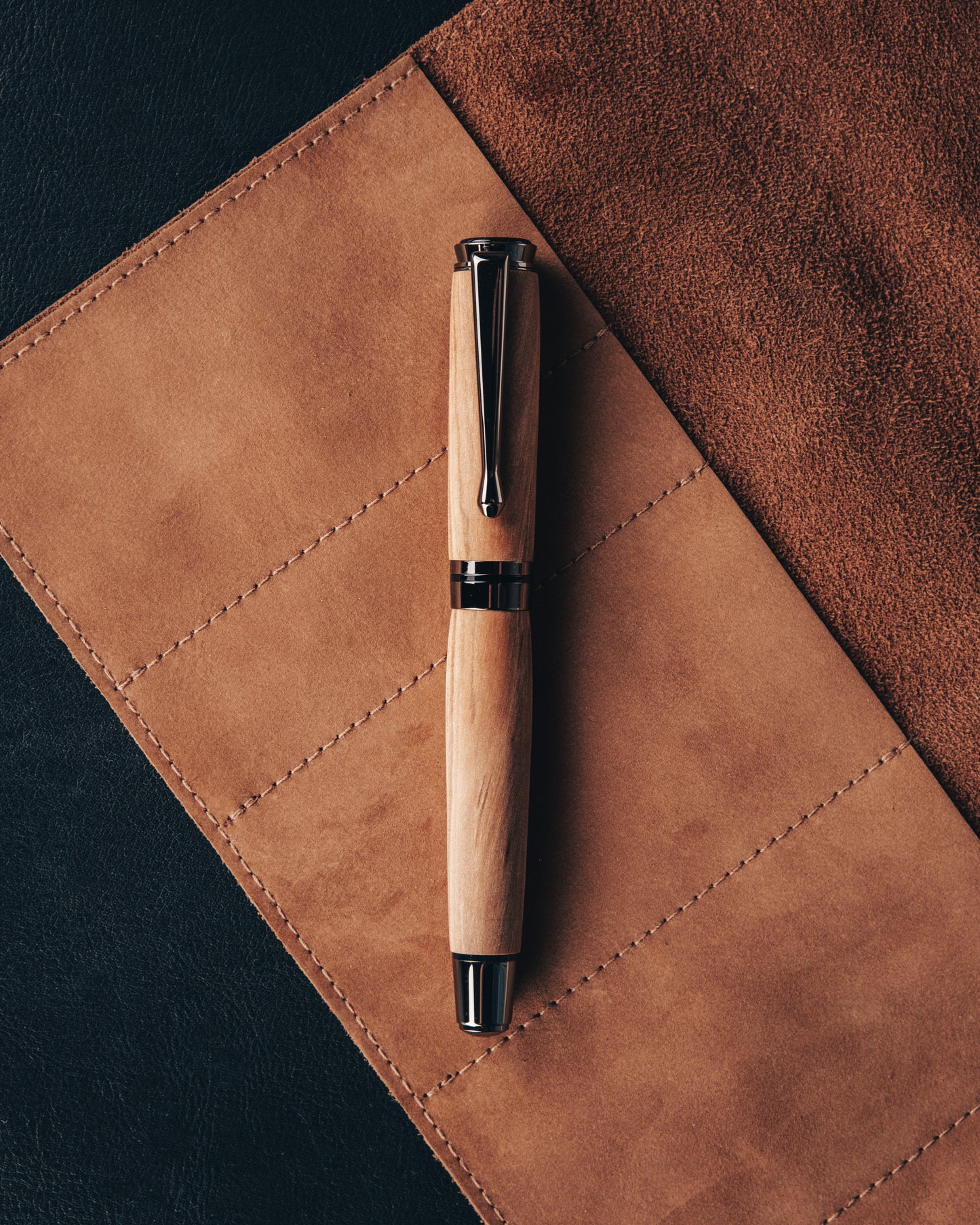 Omenapuinen Rollerball-kynä